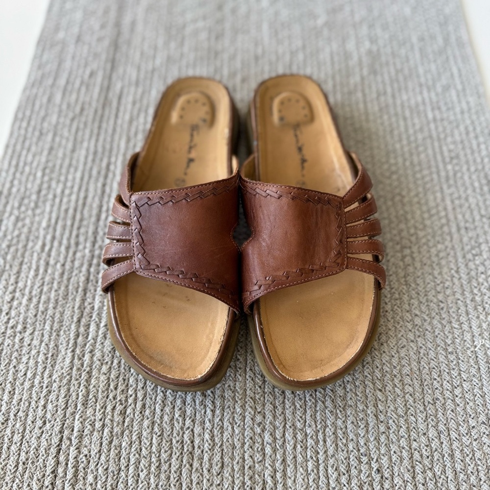 Vintage 90s Thom McAn Brown Leather Lug Sole Slides Sandals Size 7.5